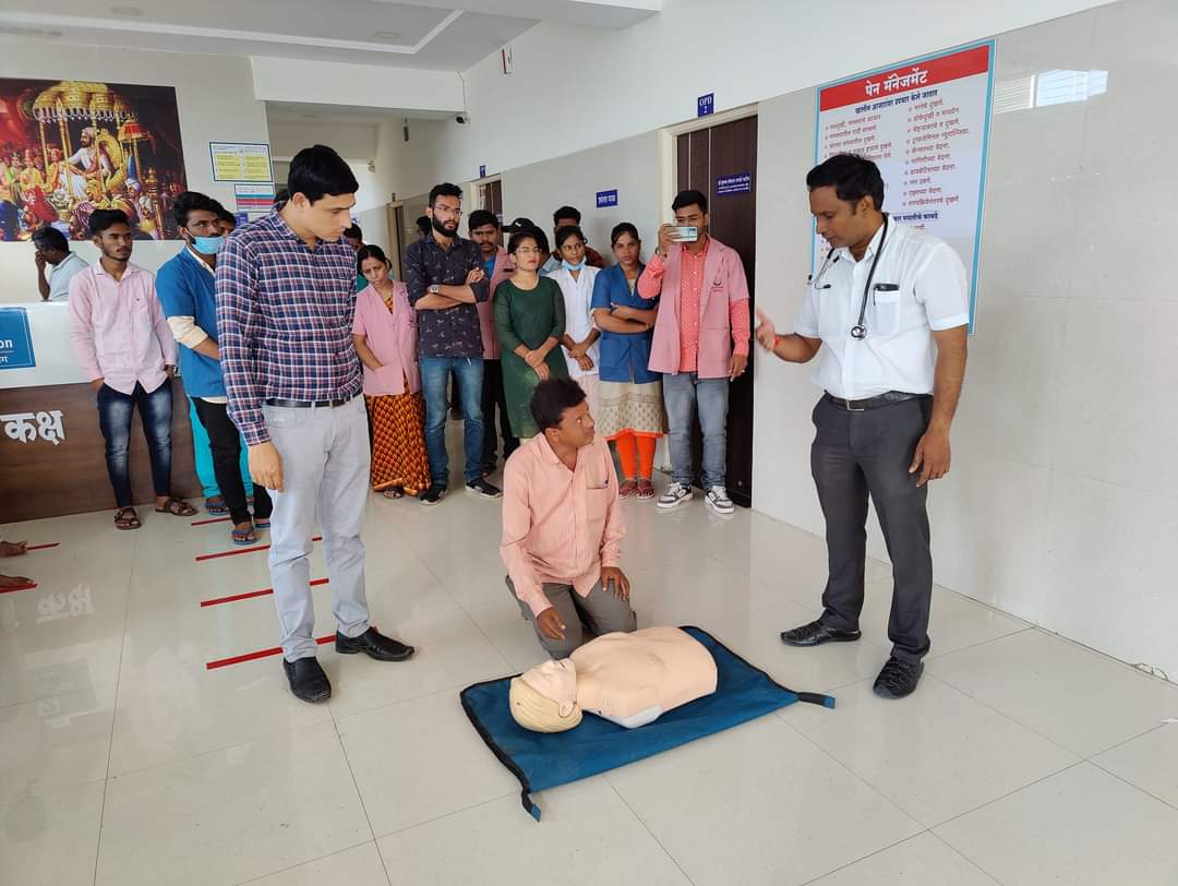 Yashwant Paramedical College, Nanded